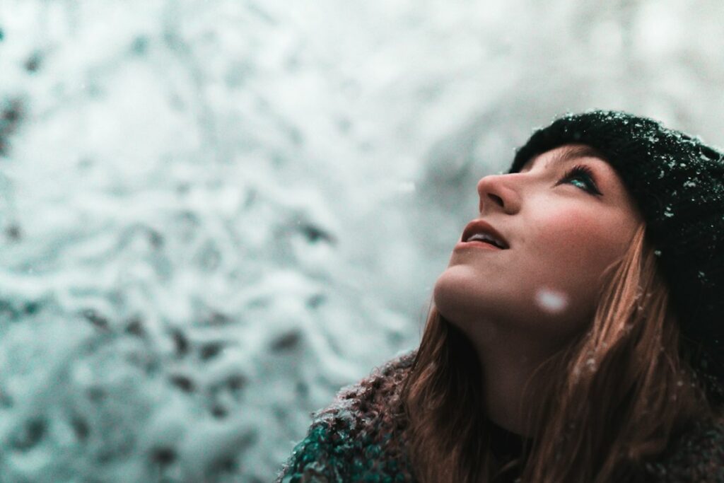 Titelbild zu „Haut- und Haarpflege im Winter“